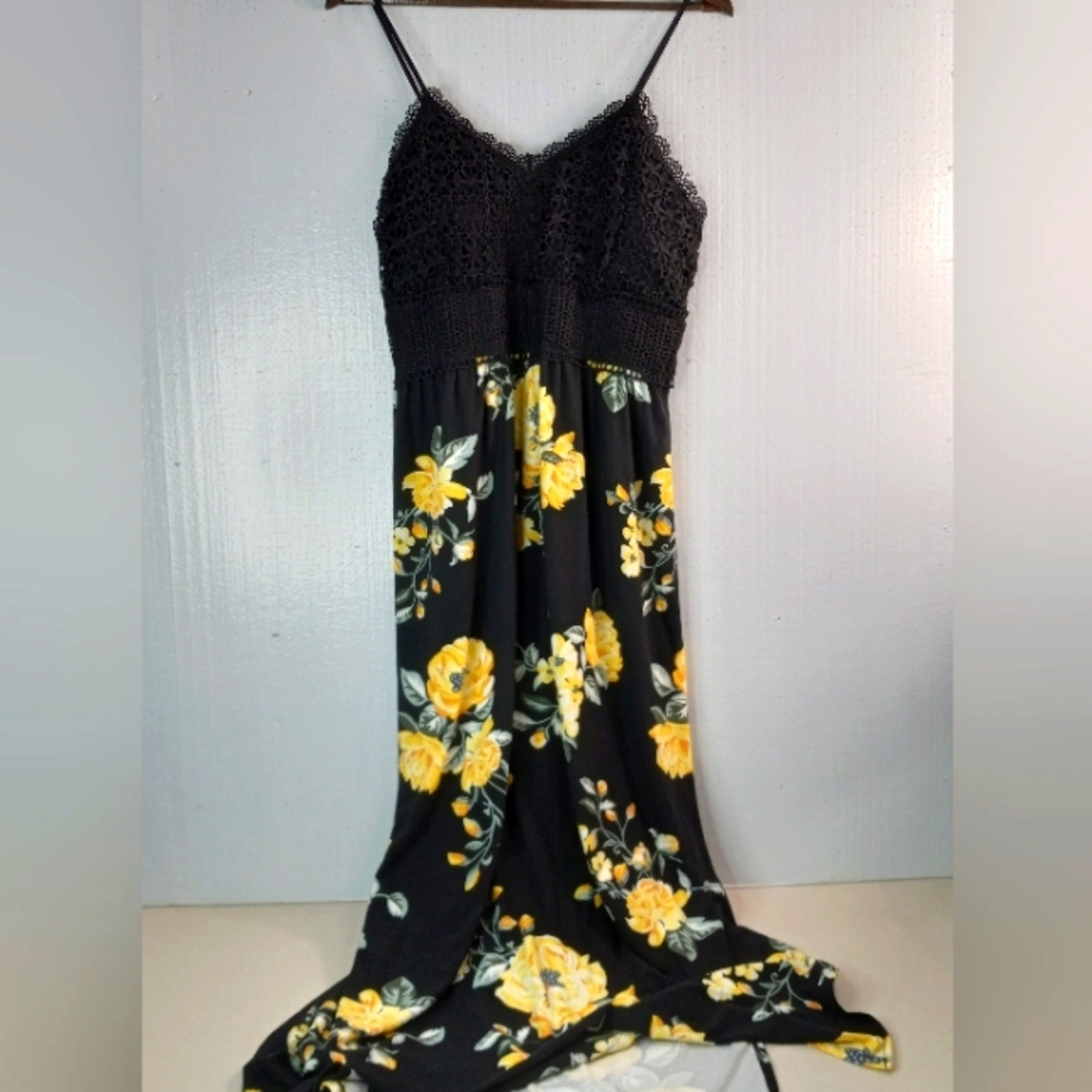 NoBo XL Beautiful Yellow Rose Maxi Dress
